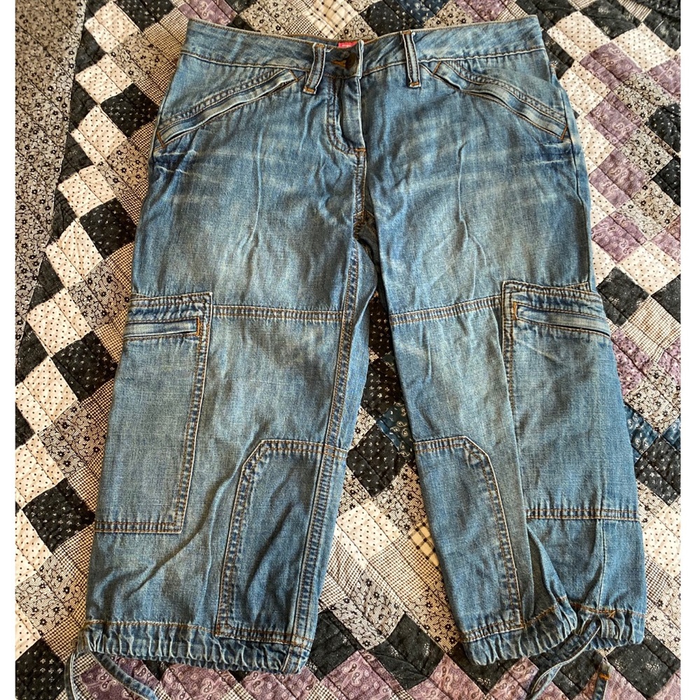The Limited Capris Jeans